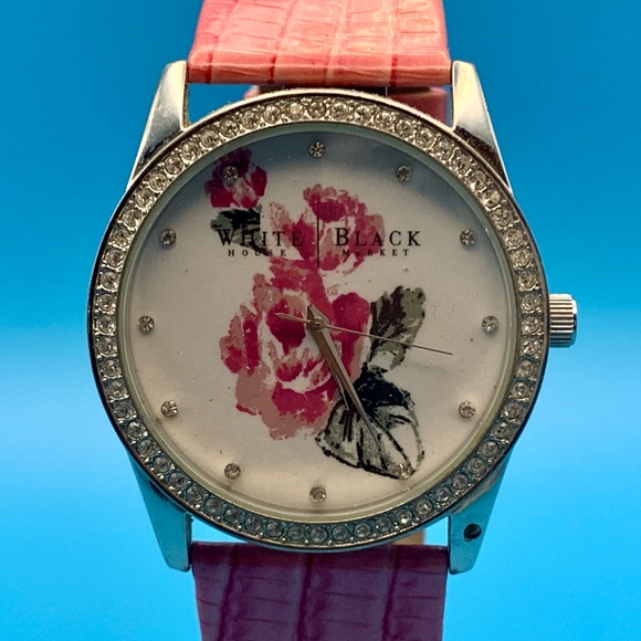 WHITE HOUSE BLACK MARKET Women’s Fashion Watch Crystal Bezel Japan Movt Working - Picture 1 of 16